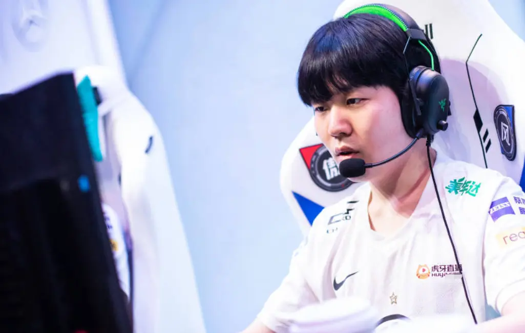 爱游戏 -包含Scout遭遇五连败，篮网教练面临压力！的词条